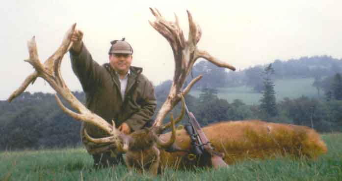 Red stag hunting in England with English Hunting Safaris.